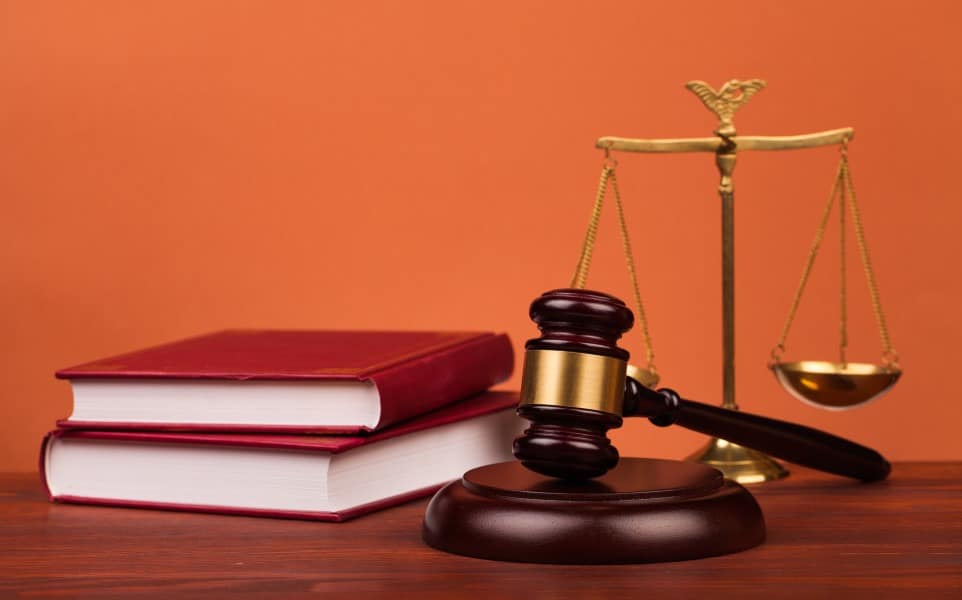 How to Choose the Right Civil Litigation Attorney for Your Case